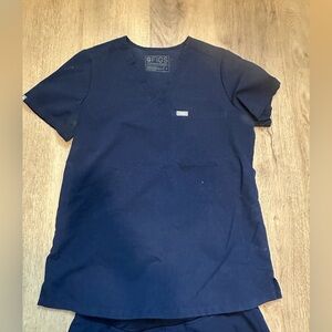 Figs women’s scrub set